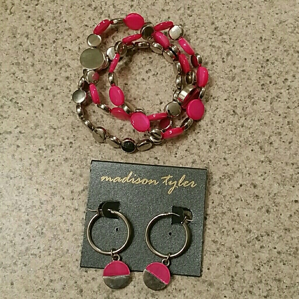 Madison Tyler Bracelet & Earring Set!